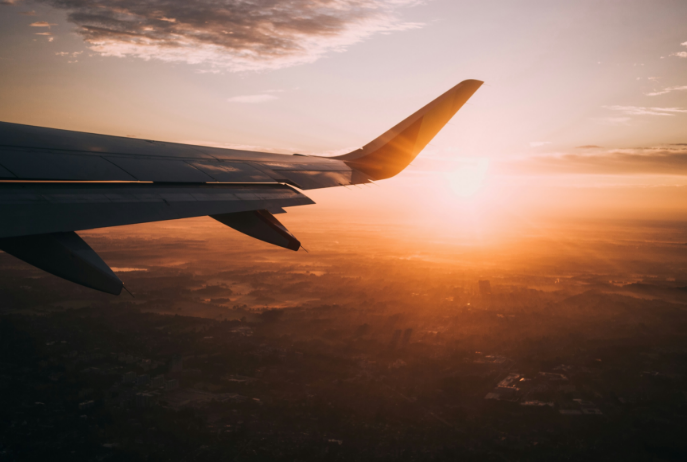 plane-sunset